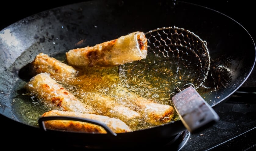 • Met het bestellen van Molukse lekkernijen kunnen Krimpenaren de slachtoffers van de aardbeving op de eilandengroep steunen.