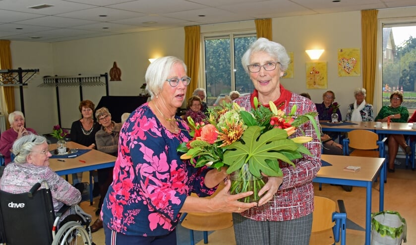 • Bloemen voor Alie van Schaik.