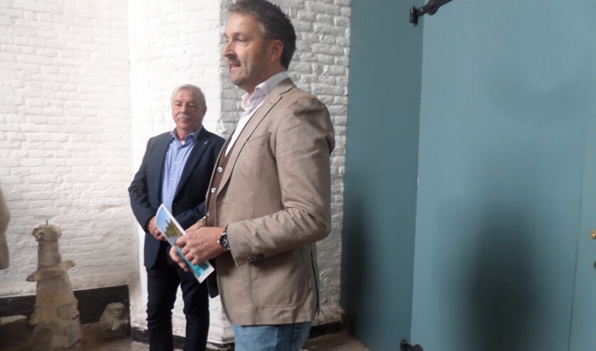 Roland van Vugt en Peter Baks tijdens de presentatie.