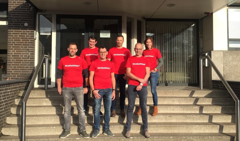 • Enkele leden van de groep die aan de Muskathlon gaat meedoen.