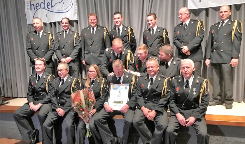 • De brandweer van Hedel.