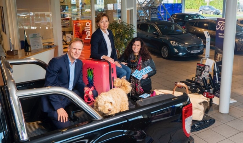 • Organisatoren Nico Treure (Ford Wensveen), Anita Toes (Businessclub De Twijn) en Dimphi van Amen (N@med).
