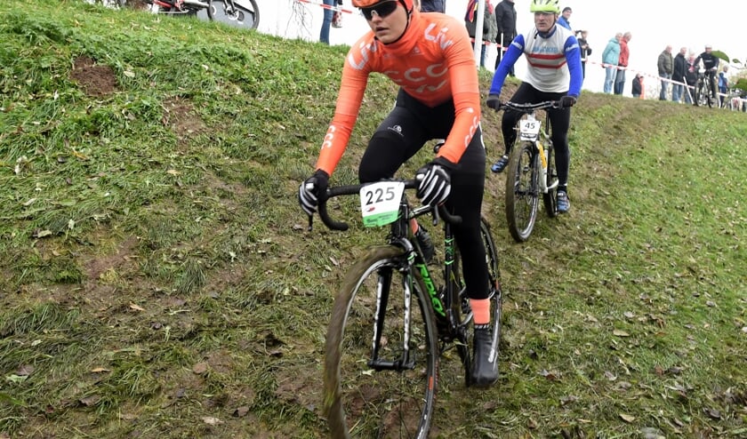 • Jeanne Korevaar stijlvol op weg naar de overwinning.