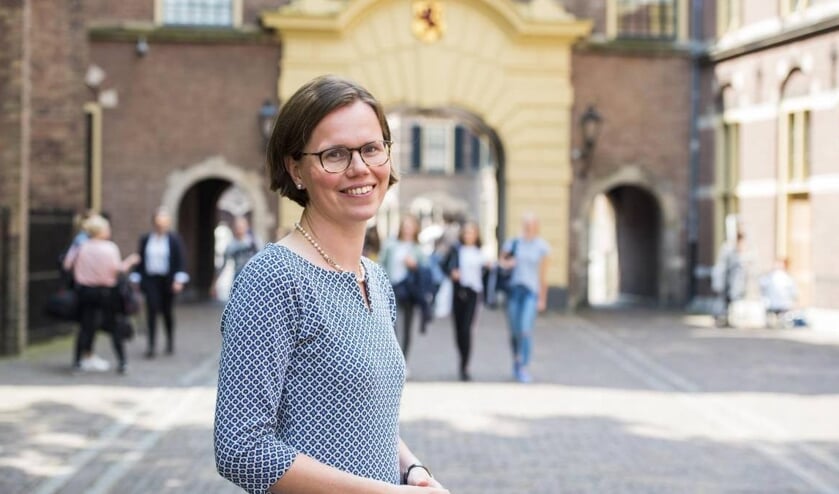 • Mirjam Bikker.
