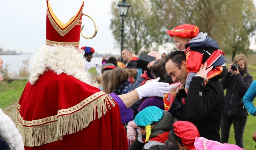 • Aankomst Sinterklaas in Nieuwpoort.