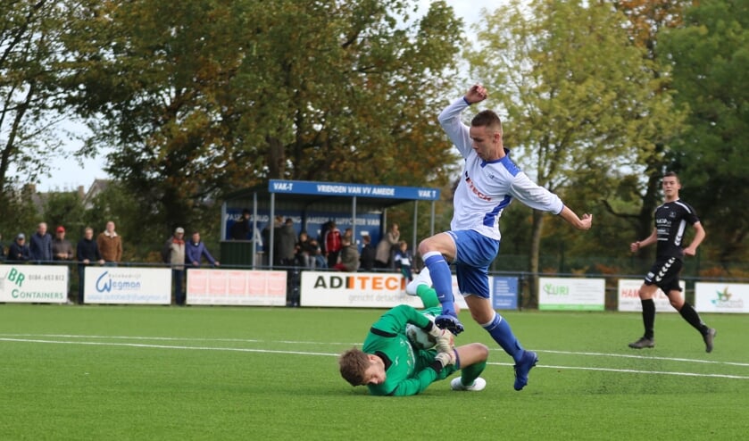 • Ameide - SV Lopik (0-3).