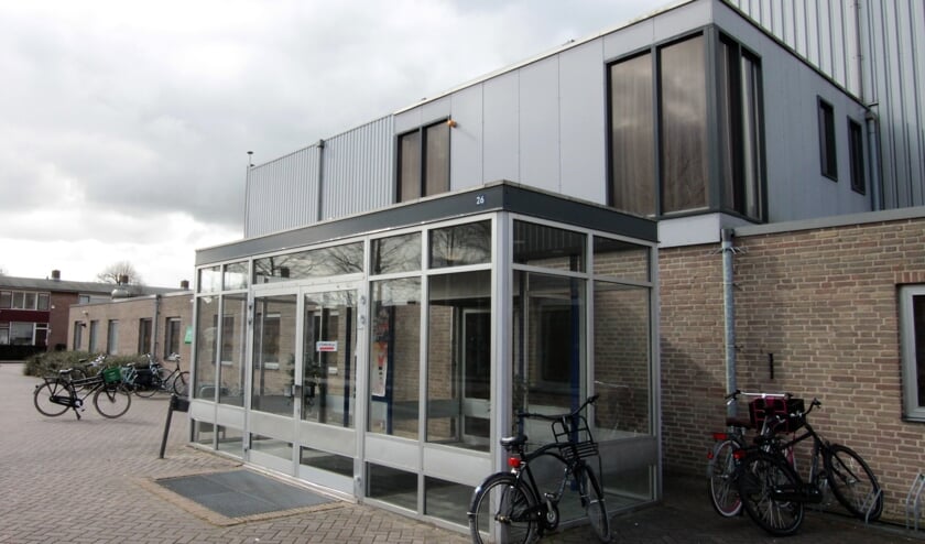 • Sporthal De Meent.