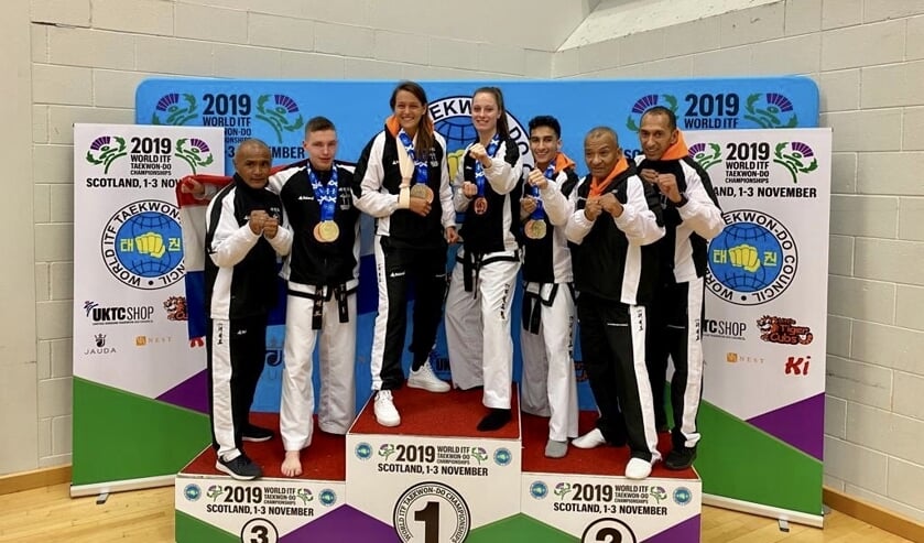 • Het succesvolle team van Taekwon-Do Leerdam