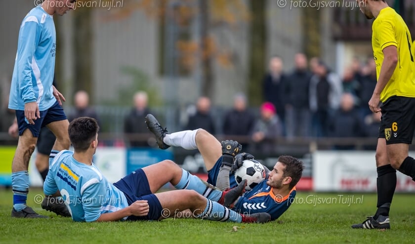 • GVV'63 - NOAD'32 (2-3).