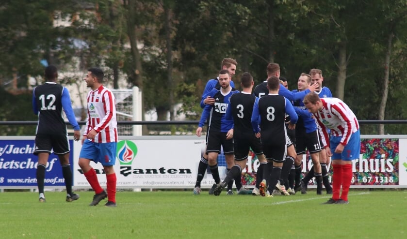 • Roda Boys ging zaterdag tegen Pelikaan alweer voor de derde keer dit seizoen onderuit.