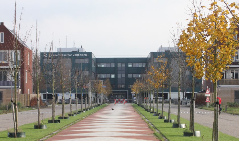 • Het gemeentekantoor; de rechtervleugel is beschikbaar voor duurzame initiatieven.