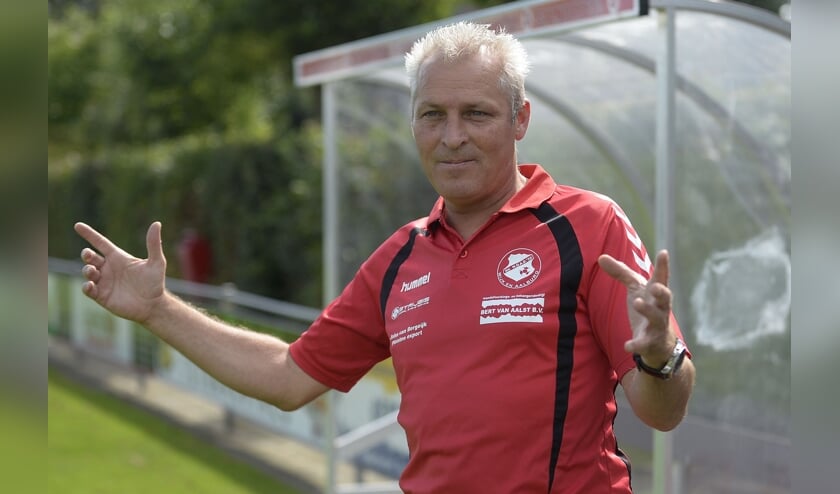 • Rob van Loon is aan zijn laatste seizoen als hoofdtrainer bezig.