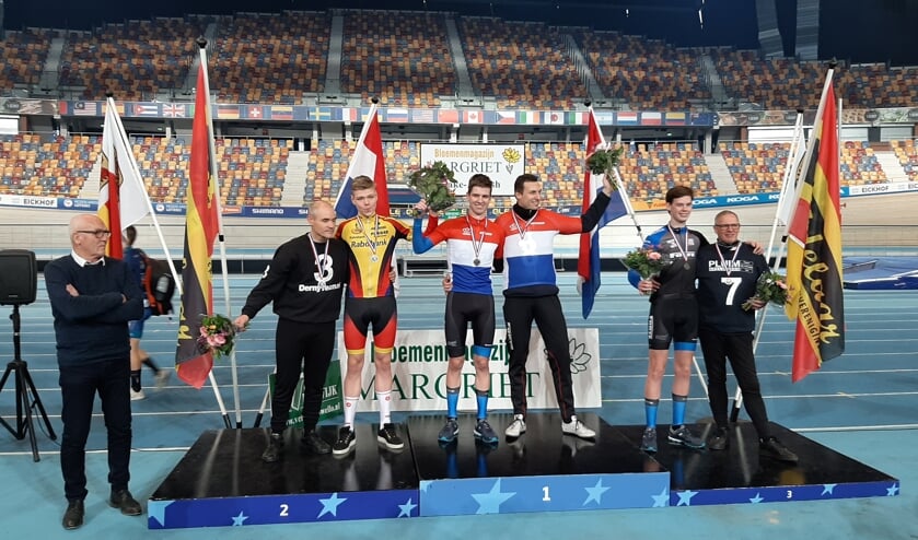 • Zilver voor Noël Luijten en zijn gangmaker Ron Zijlaard.