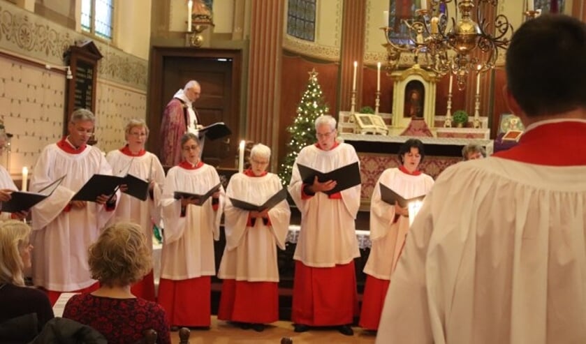 Het Culemborgs Chapel Choir trad op in oude samenstelling voor volle kerk.  