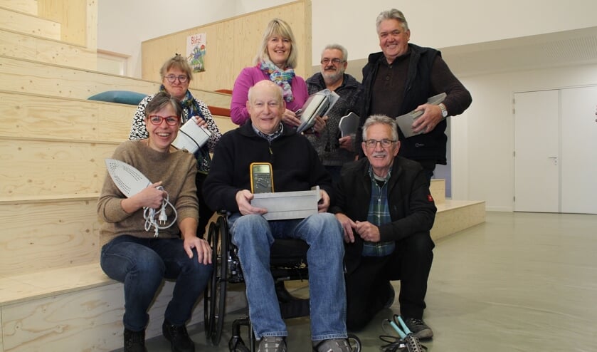 <p>• Het repaircafé in Noordeloos is een voorbeeld van een duurzaam initiatief in Molenlanden.</p>