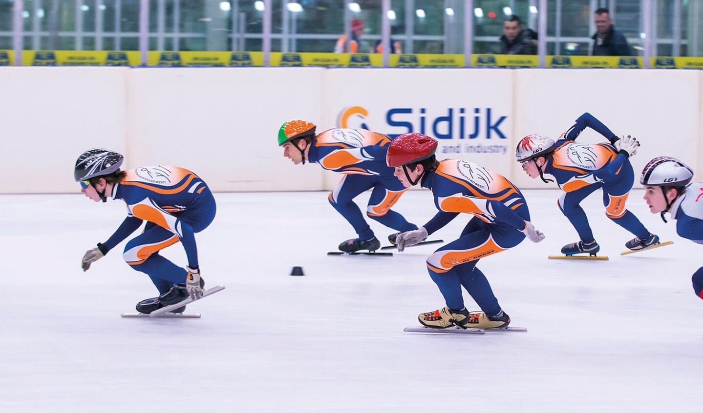 Nederland, Dordrecht, 15-03-2013Sportboulevard IJsclub AlblasserwaardShorttracksportschaatsenfoto:Ronald van den Heerik