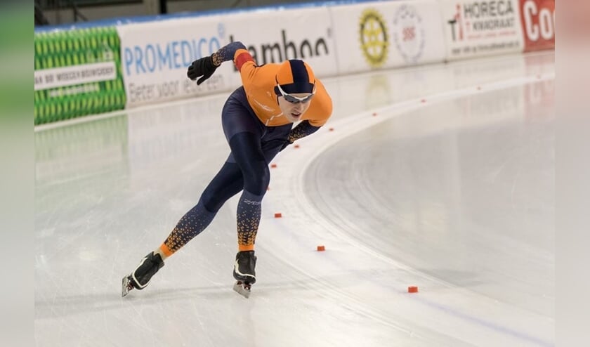• Bryant Boogert in actie tijdens het gewestelijk kampioenschap allround.