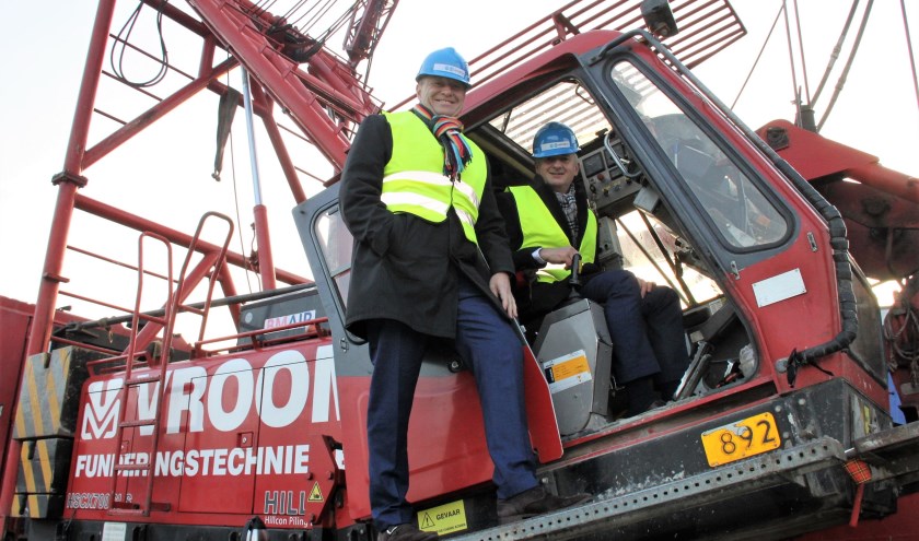 • Commercieel-directeur René Voortmeijer van Van der Vorm Vastgoed en wethouder Anthon Timm.