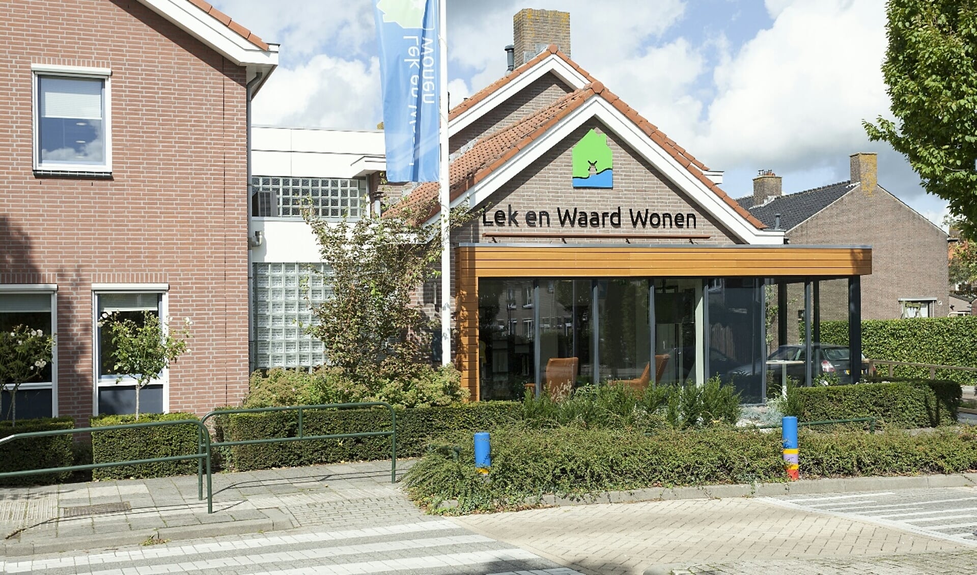 • Het kantoor van Lek en Waard Wonen in Nieuw-Lekkerland.