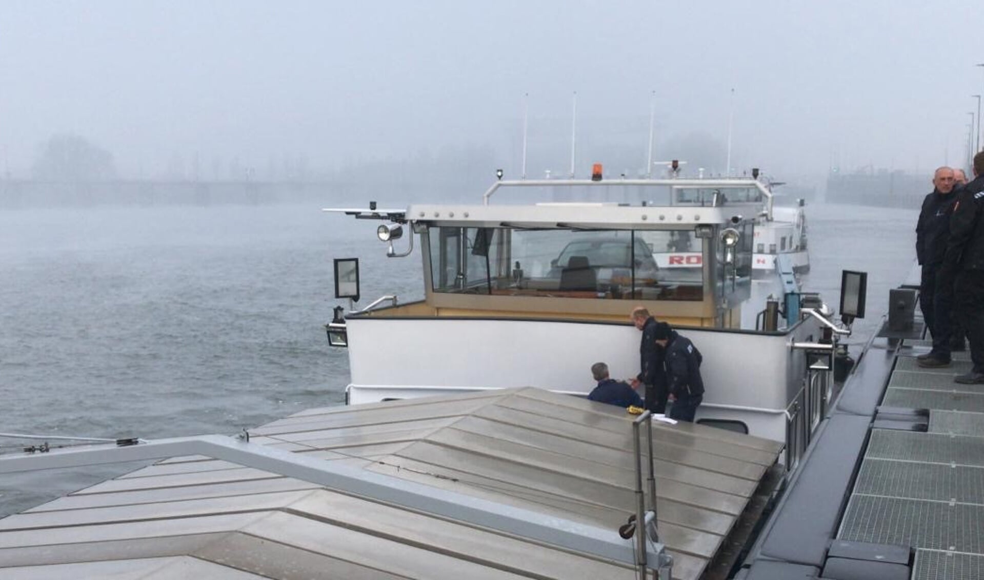 • Onderzoek op het binnenvaartschip bij Nieuwegein 