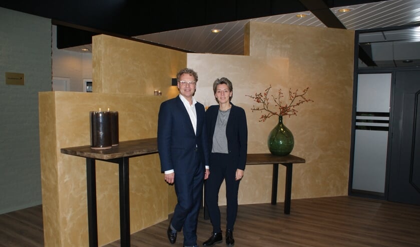 • Martin en Désirée hebben samen met hun team hard gewerkt om een sfeervolle ruimte te creëren.
