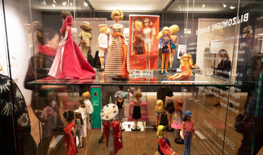• In december opende Stedelijk Museum Vianen een tentoonstelling over Barbie.