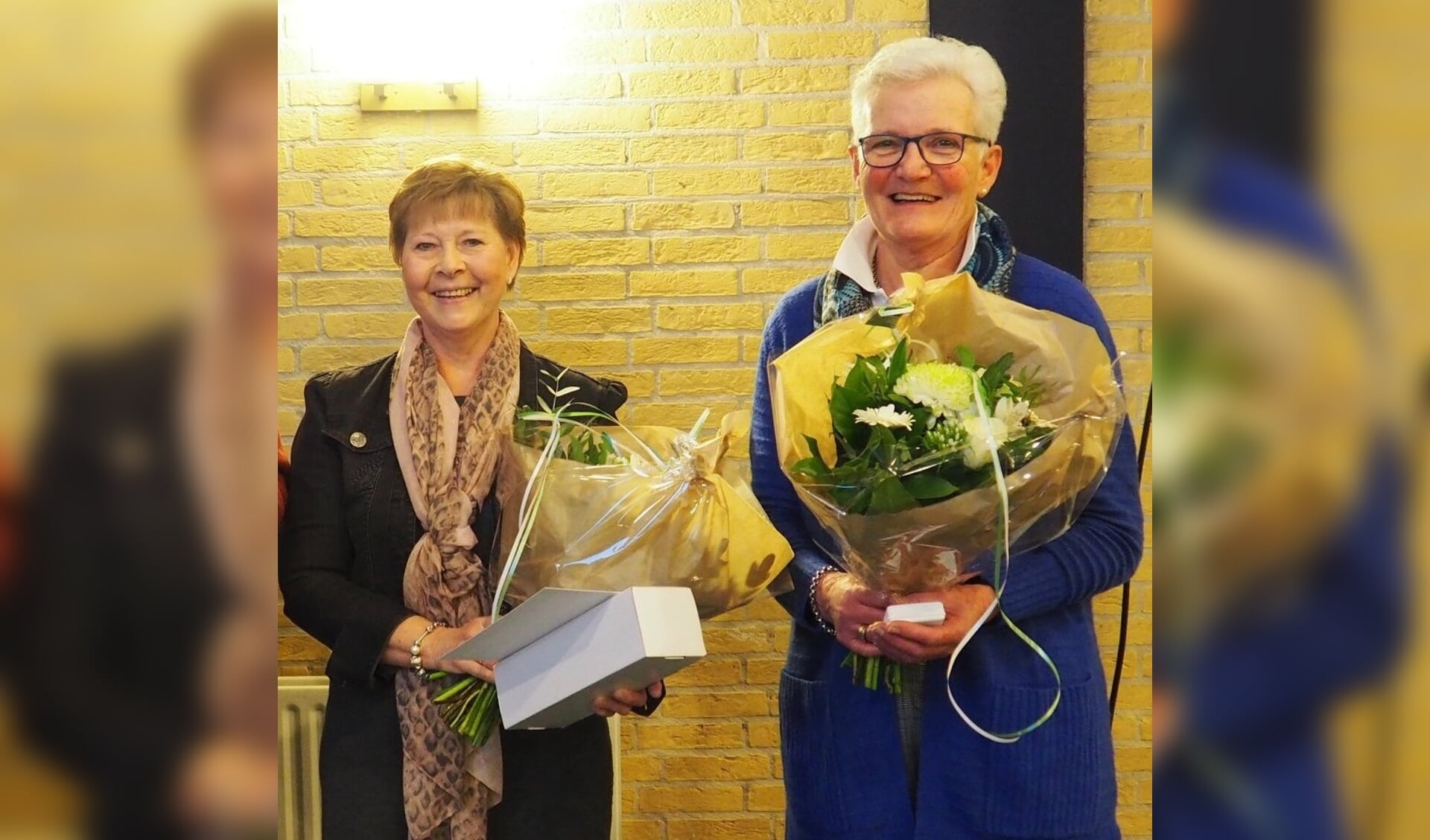 • Ina 't Jong (links) en Lia van de Boogaard.