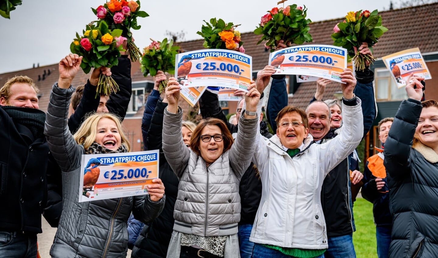 • Enkele winnaars van 25.000 euro in Alblasserdam.