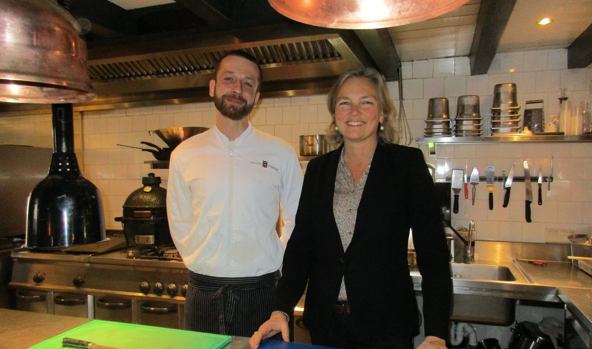 • Chef-kok Karol Andracki en barones Nathalie van Verschuer-des Tombe. 