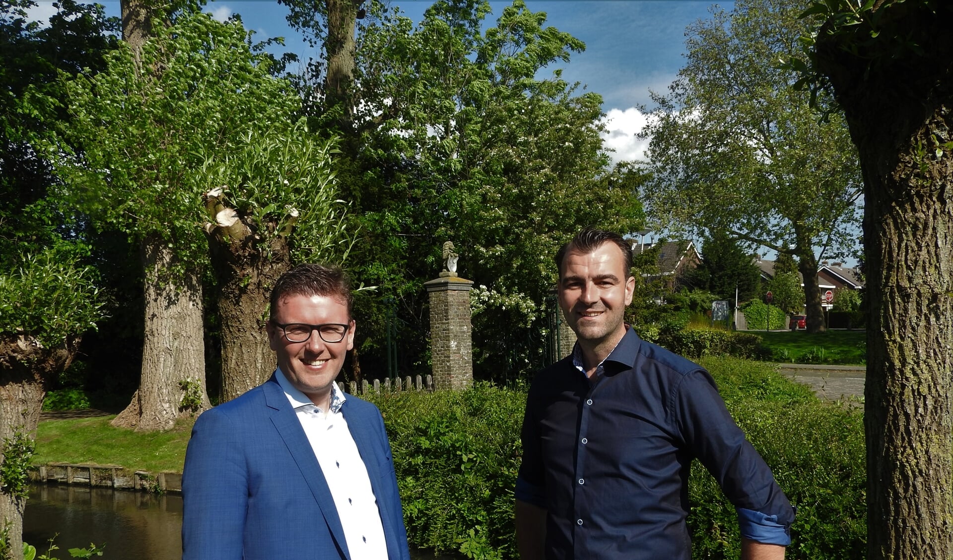 • Marco Oosterwijk en Frank Druijf zijn toegetreden tot het bestuur van de Historischr Kring Krimpen. 