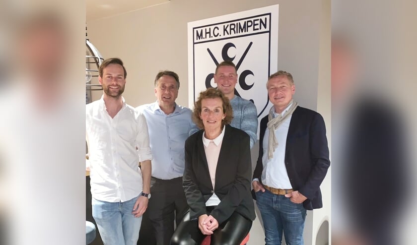 • Het nieuwe bestuur van MHC Krimpen.