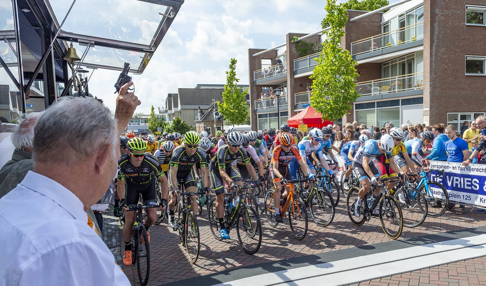 • Start van de Ronde van Lekkerkerk in 2019. 