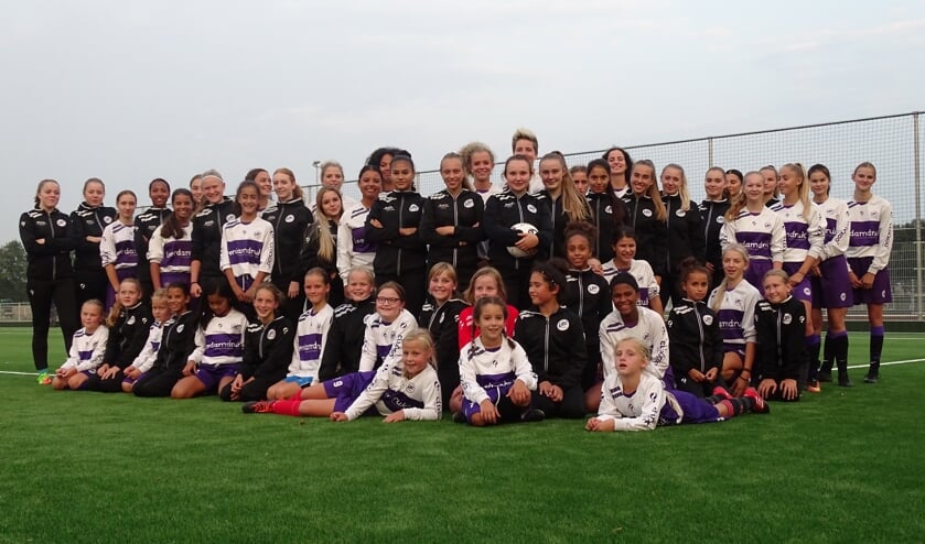 • LRV besteedt steeds meer aandacht aan vrouwenvoetbal.