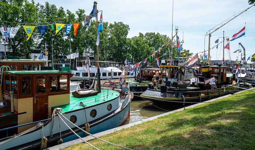 <p>Nationale Sleepbootdagen Vianen 2019.</p>