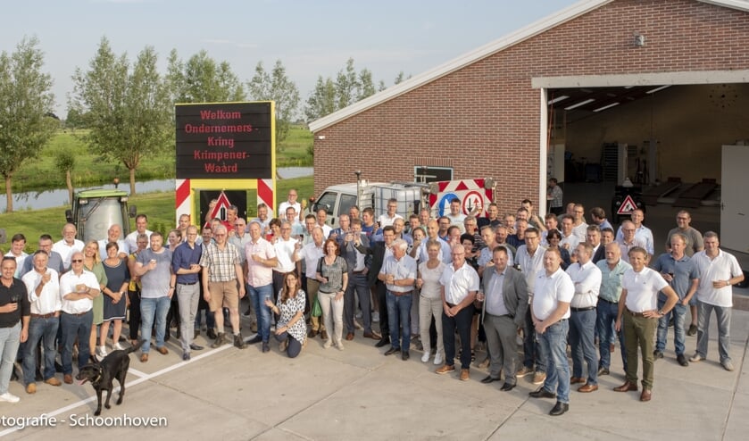 • Proosten op de totstandkoming van de ondernemerskring.