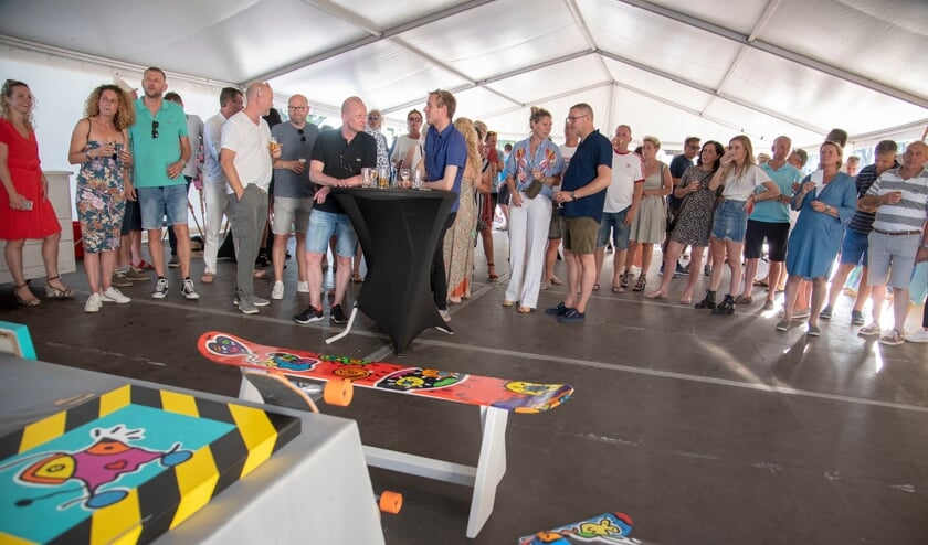 • Vele genodigden waren aanwezig tijdens het eerbetoon.
