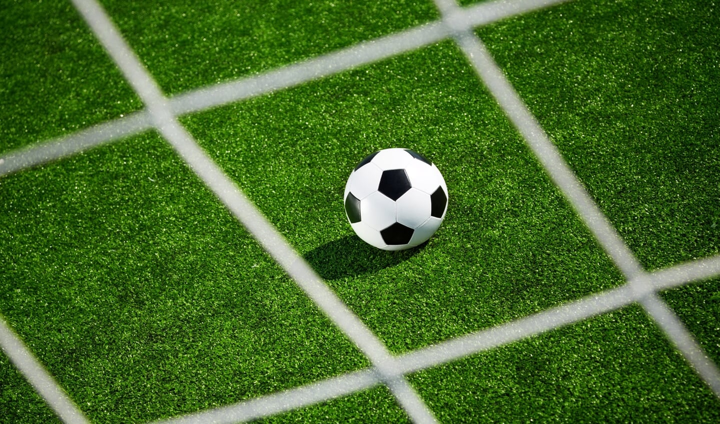 Voetbaltoernooi op Cruijff Court.