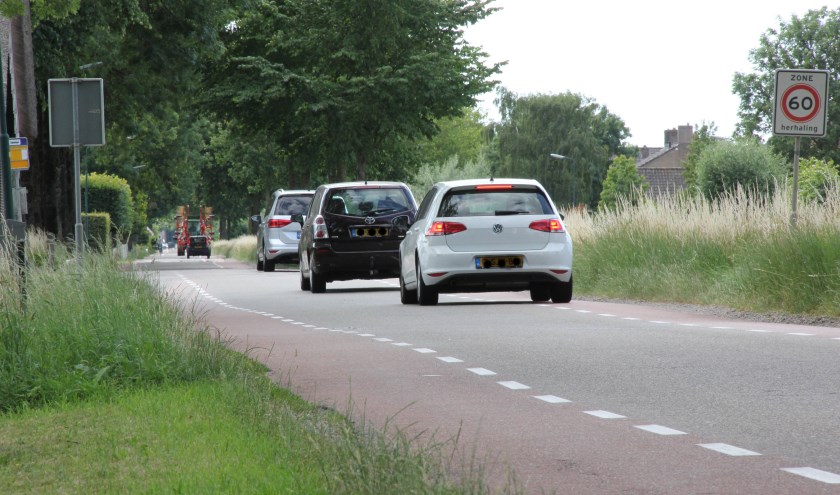 • De Benedeneind Zuidzijde: rechte weg zonder verkeersbelemmeringen.