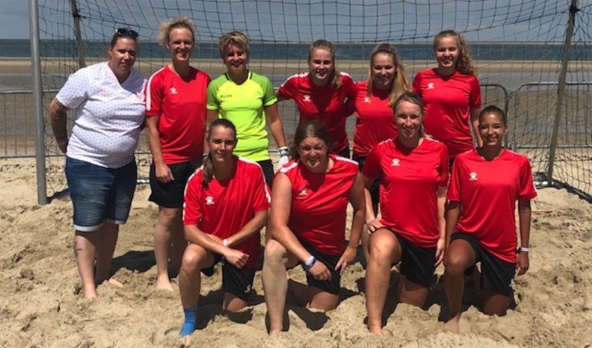• Beachsoccerteam Drechtsteden.