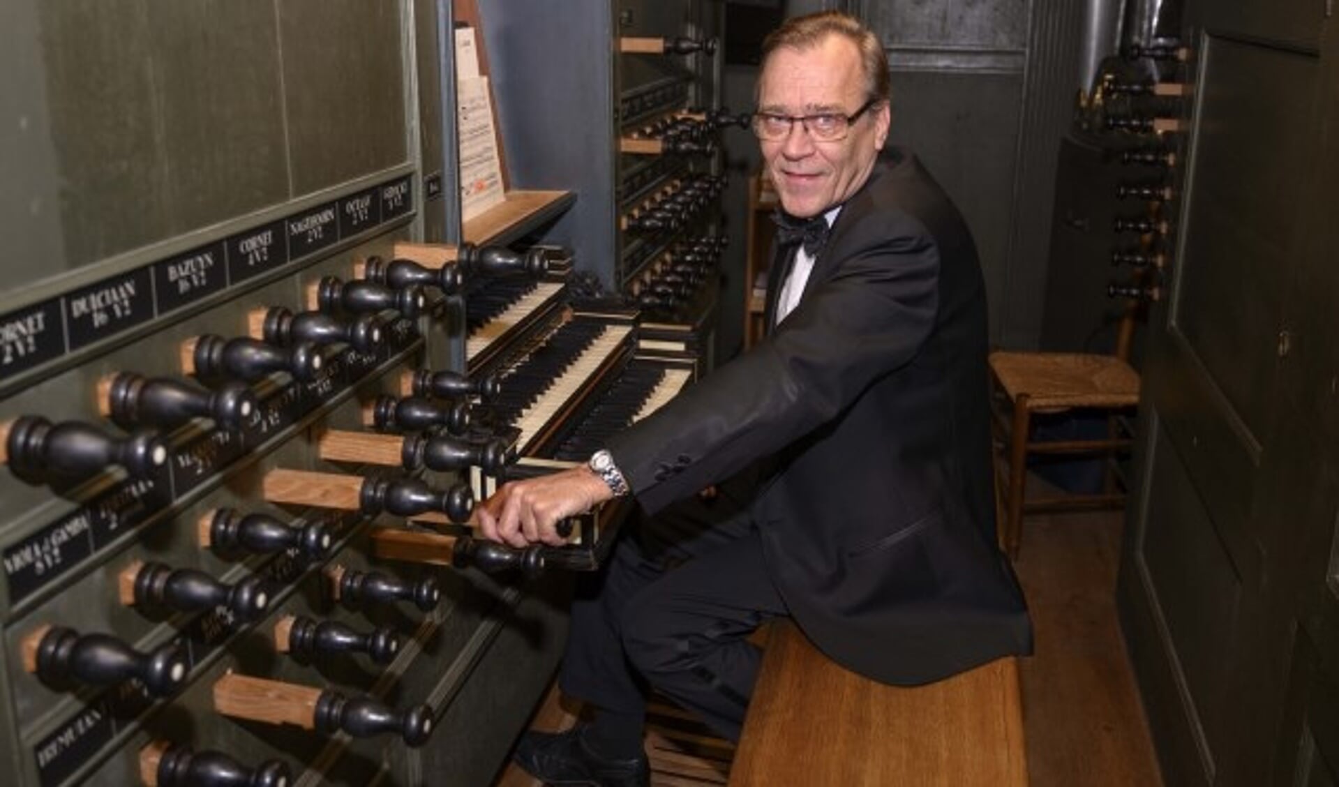 Organist Everhard Zwart start op maandag 5 augustus zijn zomerserie orgelconcerten. Foto: Arie de Korte