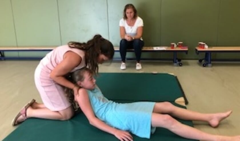 <p>• EHBO-examen op school in Noordeloos.</p>