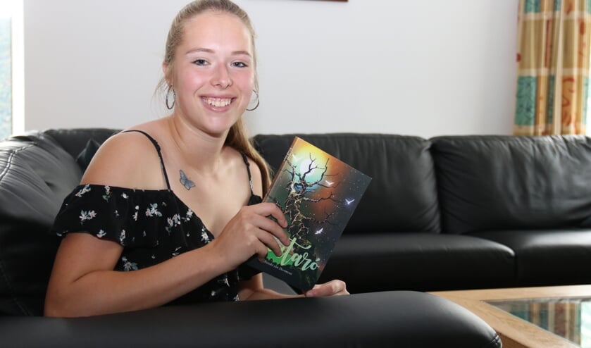 • Wietske: 'Dat ik het boek heb afgekregen, zegt iets over mijn wil om iets af te maken.'