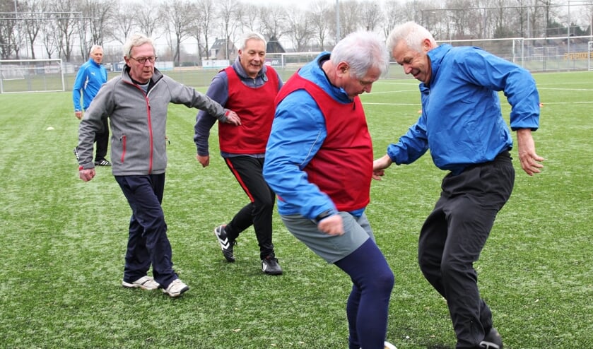 • Walking football bij vv Schoonhoven.