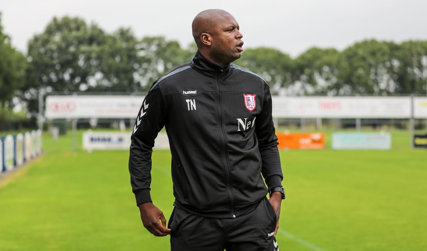 • Tutu N'Dona had met SVW een rommelige voorbereiding.