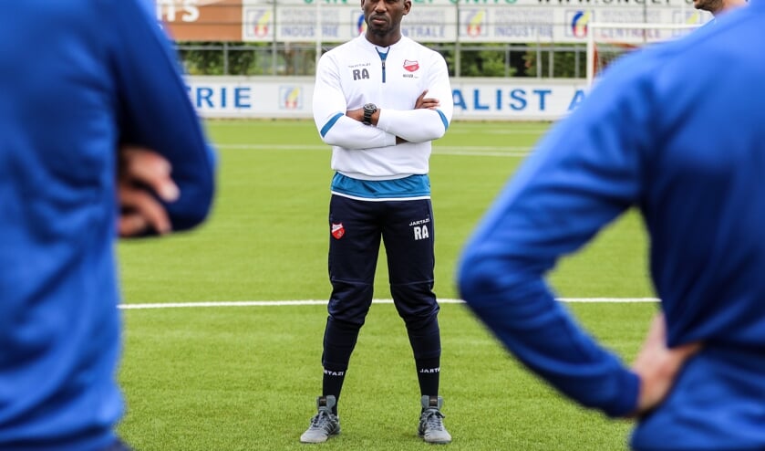 • Kozakken Boys-trainer Rick Adjei.