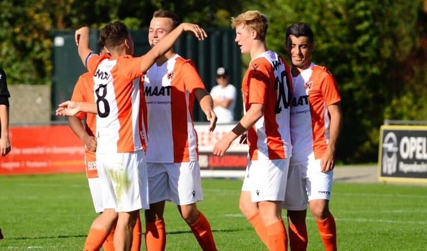 • Alblasserdam - Lekkerkerk (2-0).
