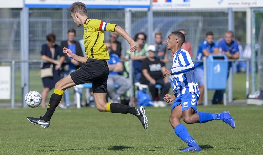 • SV Lopik - FC Perkouw (3-0).