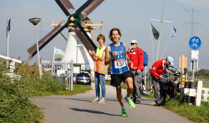 • Beeld van de Molenloop van vorig jaar.