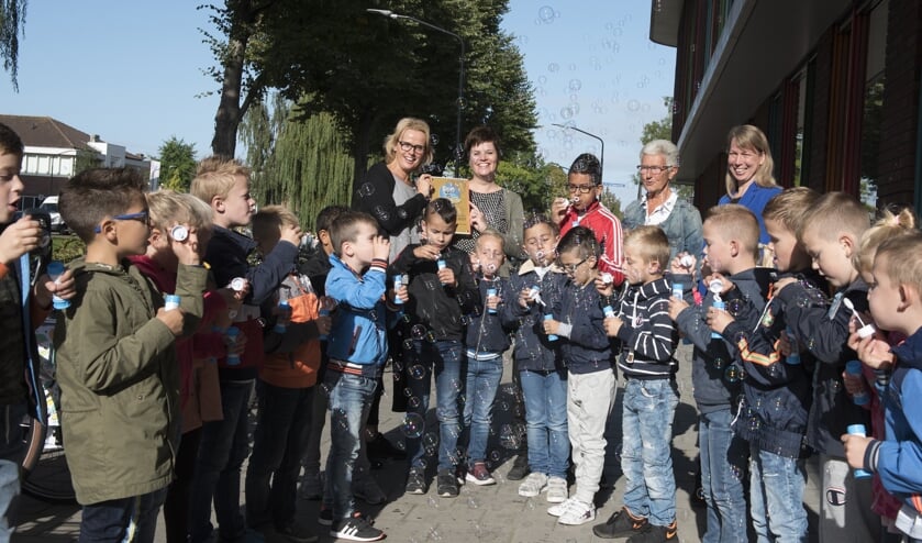 • Het Palet vierde de vijfde School op Seef.
