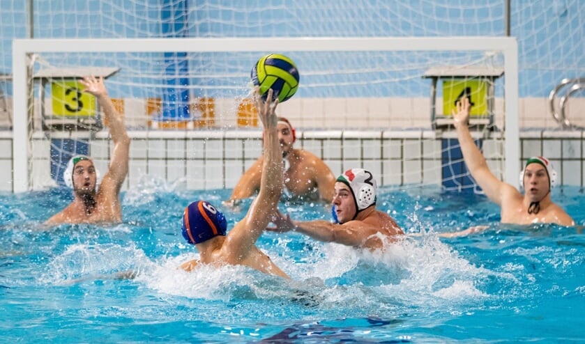 • De Linge/PCG begon de competitie met een forse overwinning.